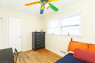 930 Cushing Pl, Plainfield City, NJ 07062 - Photo 24