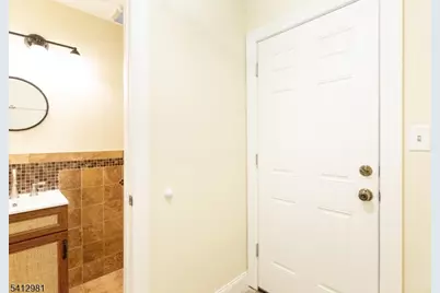 930 Cushing Pl, Plainfield City, NJ 07062 - Photo 34