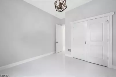 125 Hamilton Trl, Totowa, NJ 07512 - Photo 40