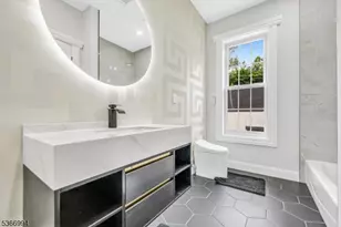 125 Hamilton Trail, Totowa, NJ 07512 - Photo 38