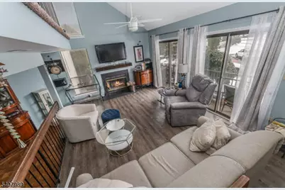 275 Crabtree Ct, Bernards Township, NJ 07920 - Photo 8