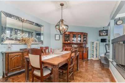 275 Crabtree Ct, Bernards Township, NJ 07920 - Photo 6