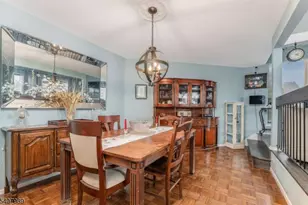 275 Crabtree Ct, Bernards Township, NJ 07920 - Photo 6