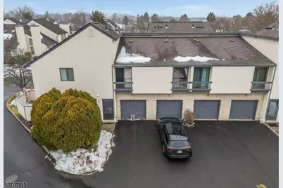 275 Crabtree Ct, Bernards Township, NJ 07920 - Photo 20