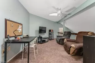 275 Crabtree Ct, Bernards Township, NJ 07920 - Photo 10