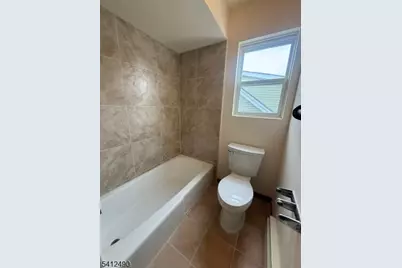 712 Drake Ave, Middlesex, NJ 08846 - Photo 10