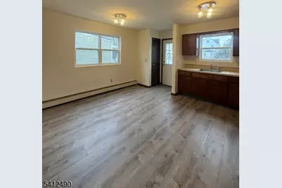 712 Drake Ave, Middlesex, NJ 08846 - Photo 6