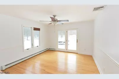 14 Little Ln, Roxbury Township, NJ 07885 - Photo 8