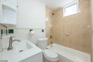 24 Llewellyn Ave, Bloomfield, NJ 07003 - Photo 18