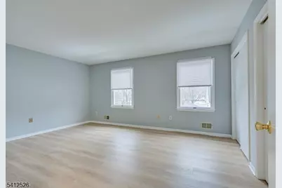 20 Giles Biondi Ct, Bound Brook, NJ 08805 - Photo 14