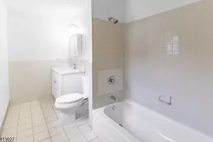 2 Willow Wood Ct, East Rutherford, NJ 07073 - Photo 12