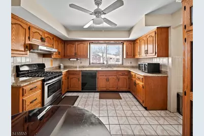 5 Woodland Rd, Bloomfield, NJ 07003 - Photo 10