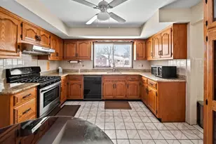 5 Woodland Rd, Bloomfield, NJ 07003 - Photo 10