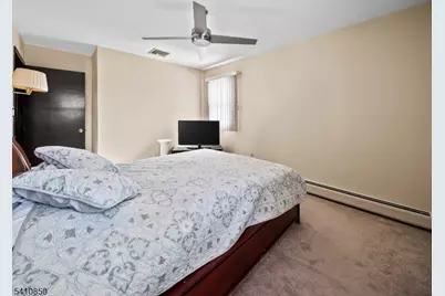 5 Woodland Rd, Bloomfield, NJ 07003 - Photo 18