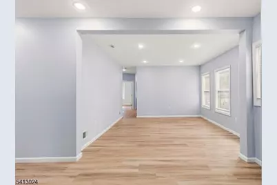 76 Grumman Ave, Newark, NJ 07112 - Photo 6