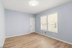 76 Grumman Ave, Newark, NJ 07112 - Photo 2