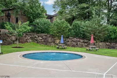 181 Long Hill Road #8, Little Falls Township, NJ 07424 - Photo 2