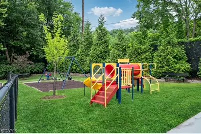 181 Long Hill Road #8, Little Falls Township, NJ 07424 - Photo 6