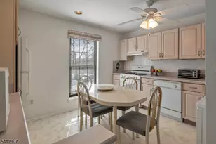 181 Long Hill Rd, Little Falls Township, NJ 07424 - Photo 12