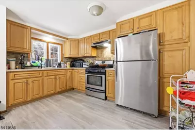 42 Bergen Blvd, Woodland Park, NJ 07424 - Photo 2