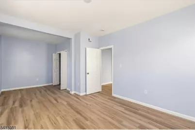 76 Grumman Ave, Newark, NJ 07112 - Photo 6