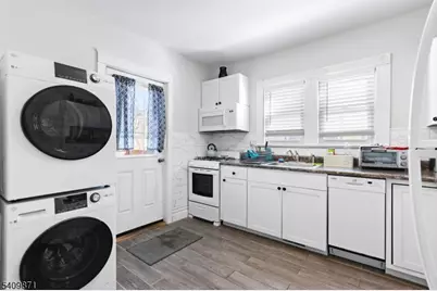 194 W Washington Ave, Washington Boro, NJ 07882 - Photo 14