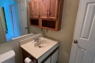 135 Tiffany Blvd, Newark, NJ 07104 - Photo 12