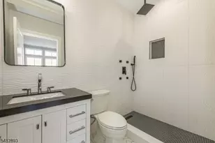 117 Woodlawn Ave, Bridgewater, NJ 08807 - Photo 36