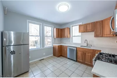 24 Llewellyn Ave #1, Bloomfield, NJ 07003 - Photo 2