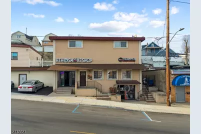 339 N 6th St, Prospect Park, NJ 07508 - Photo 2