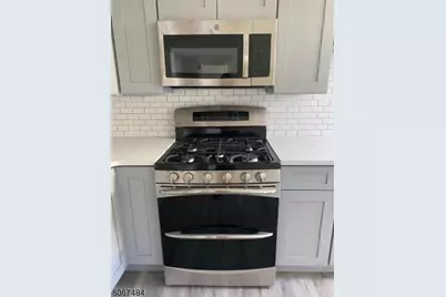 339 N 6th St, Prospect Park, NJ 07508 - Photo 2