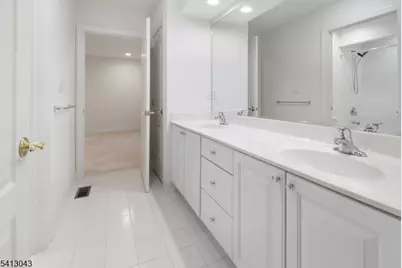 3 Manchur Ct, Raritan Township, NJ 08822 - Photo 38