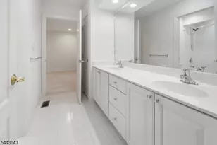 3 Manchur Ct, Raritan Township, NJ 08822 - Photo 38