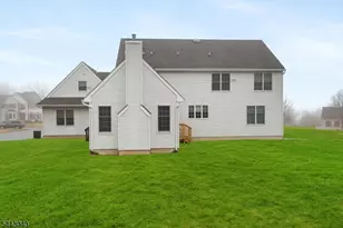 3 Manchur Ct, Raritan Township, NJ 08822 - Photo 4