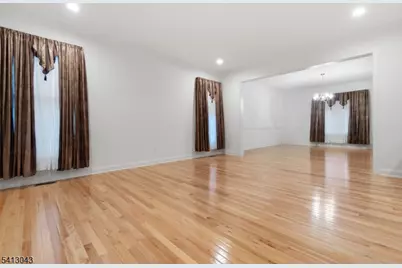 3 Manchur Ct, Raritan Township, NJ 08822 - Photo 10