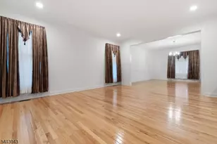 3 Manchur Ct, Raritan Township, NJ 08822 - Photo 10