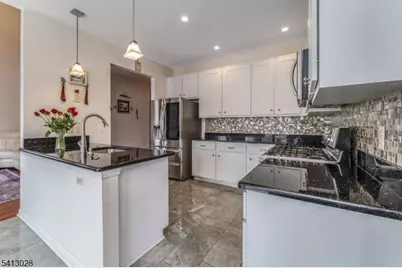 11 Elmara Dr, Bridgewater, NJ 08807 - Photo 2