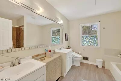 3 Turnburry Rd, Washington Township, NJ 07882 - Photo 18