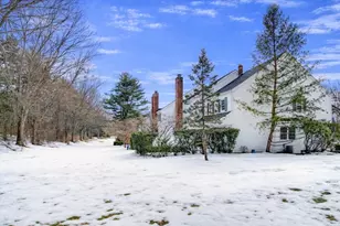 67 Hampshire Dr, Mendham, NJ 07945 - Photo 2