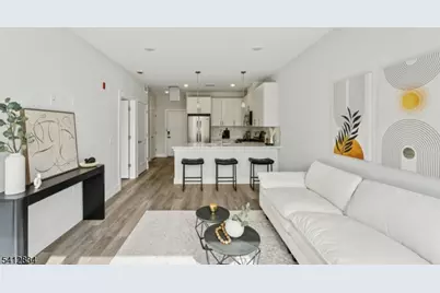 140 W Webster Ave #107, Roselle Park, NJ 07204 - Photo 2