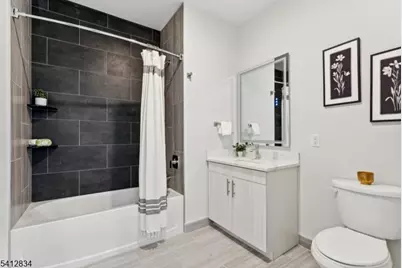 140 W Webster Ave #209, Roselle Park, NJ 07204 - Photo 8