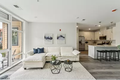 140 W Webster Ave #201, Roselle Park, NJ 07204 - Photo 1