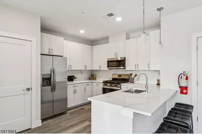 140 W Webster Ave #127, Roselle Park, NJ 07204 - Photo 8