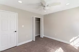 196 Sapphire Ln, Franklin Township, NJ 08823 - Photo 16