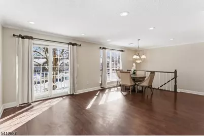 196 Sapphire Ln, Franklin Township, NJ 08823 - Photo 6