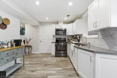 316 Evergreen Ave, Bound Brook, NJ 08805 - Photo 6