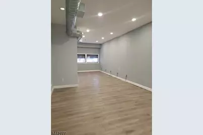 495 Clinton Ave, Newark, NJ 07108 - Photo 4