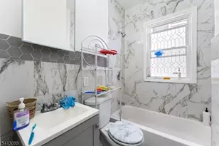 907 Flora St, Elizabeth, NJ 07201 - Photo 16