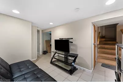 907 Flora St, Elizabeth, NJ 07201 - Photo 22