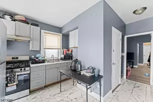 907 Flora St, Elizabeth, NJ 07201 - Photo 6